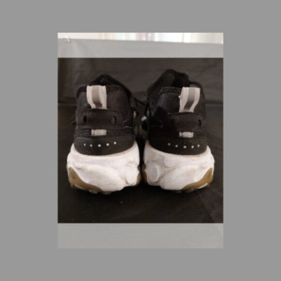 Nike react shoes - Picture 4 of 13